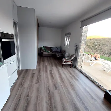 Feriehus Casa Pequenina Autossustentavel *